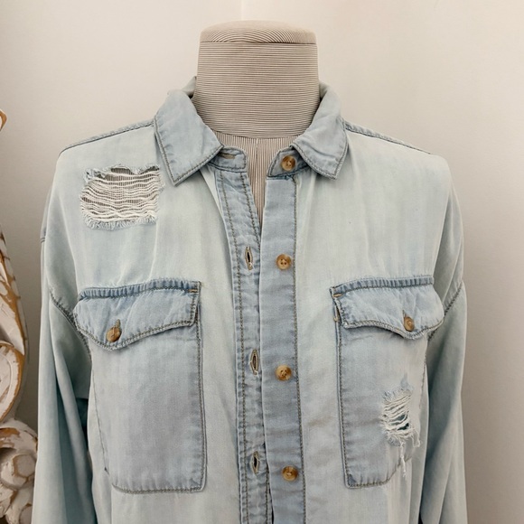 Denim Ripped Shirt - Picture 6 of 6